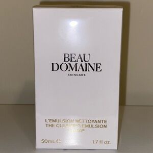 Le Domaine The Cleansing Emulsion
